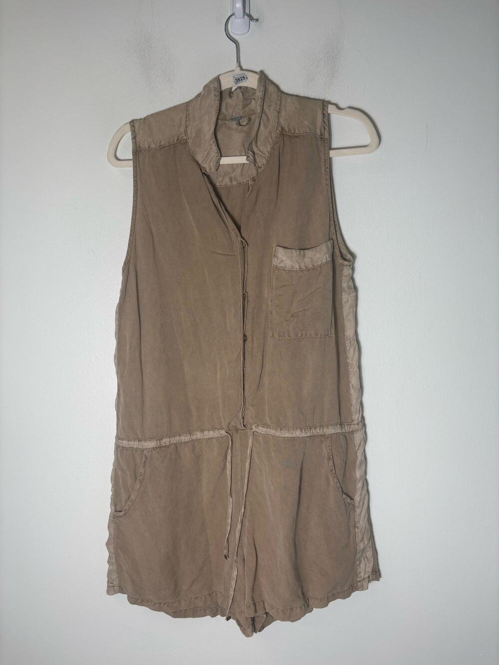 Young Fabulous and Broke Khaki Sleeveless Button Up Romper Sz M